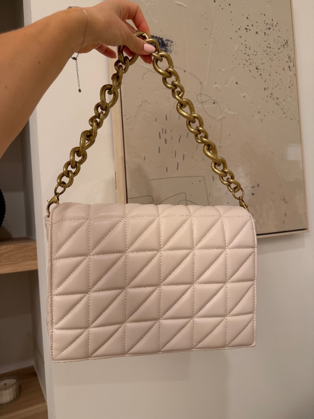 Zara shoulderbag with chain handle
